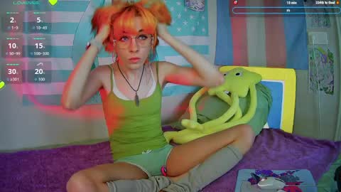 Snapshot of poppyfluffy chatting on April 2026 02:25:02 AM poppyfluffy online show from April 2026 02:25:02 AM