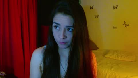 Snapshot of porcelainlux chatting on February 2025 04:14:02 AM porcelainlux online show from February 2025 04:14:02 AM