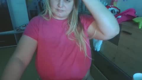 Snapshot of pornbusty chatting on April 2026 09:41:02 PM MelissOfficial online show from April 2026 09:41:02 PM