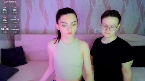 Ana and Tati online show from October 2025 11:04:02 PM