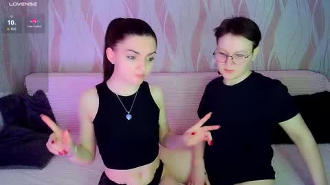 Ana and Tati online show from December 2025 08:49:02 PM