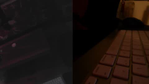 Snapshot of portlandjacob chatting on January 2025 02:48:02 AM portlandjacob online show from January 2025 02:48:02 AM