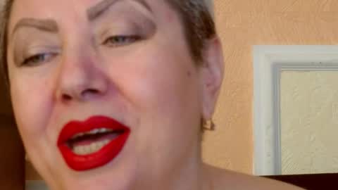 Snapshot of posh_lady chatting on November 2025 10:07:02 PM LADY POSH online show from November 2025 10:07:02 PM