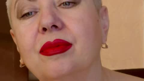 Snapshot of posh_lady chatting on December 2025 07:55:01 PM LADY POSH online show from December 2025 07:55:01 PM