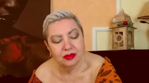 Snapshot of posh_lady chatting on January 2026 02:16:01 AM LADY POSH online show from January 2026 02:16:01 AM