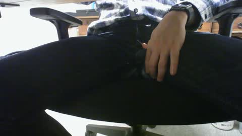 Snapshot of poundtownusa2016 chatting on February 2025 10:02:01 PM ConchilDog online show from February 2025 10:02:01 PM