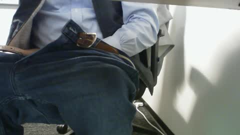 Snapshot of poundtownusa2016 chatting on April 2026 11:04:01 PM ConchilDog online show from April 2026 11:04:01 PM