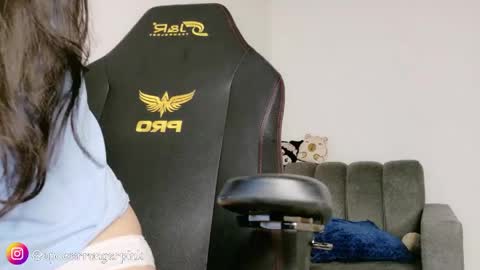 Snapshot of power_ranger_pink chatting on April 2026 10:54:02 PM genie online show from April 2026 10:54:02 PM