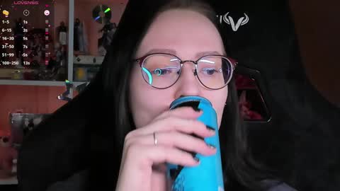 Snapshot of power_robynn chatting on April 2026 09:42:02 AM Robyn online show from April 2026 09:42:02 AM