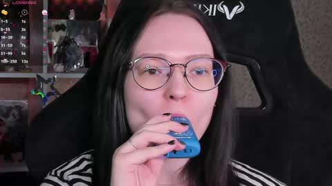 Snapshot of power_robynn chatting on April 2026 02:21:01 PM Robyn online show from April 2026 02:21:01 PM