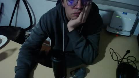 powerfulzeus2 online show from October 2025 02:01:02 AM