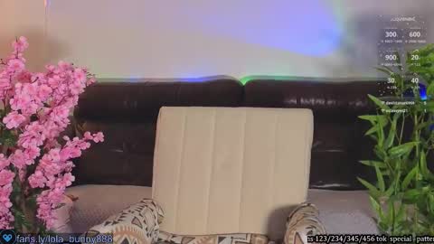 Snapshot of powerrr_ chatting on November 2025 05:17:01 AM Lola online show from November 2025 05:17:01 AM