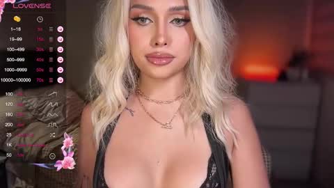 Oh my Amber online show from October 2025 12:57:01 AM