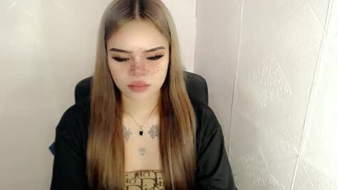 MAXXINE online show from February 2025 08:36:02 AM