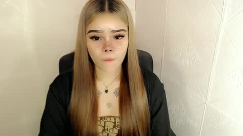 MAXXINE online show from March 2025 04:27:02 AM