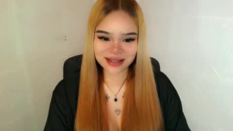 MAXXINE online show from December 2025 04:18:02 AM