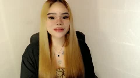 Snapshot of preciousangel69xxx chatting on January 2026 03:30:02 AM MAXXINE online show from January 2026 03:30:02 AM