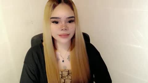 Snapshot of preciousangel69xxx chatting on January 2026 08:31:02 AM MAXXINE online show from January 2026 08:31:02 AM