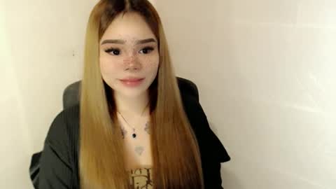 Snapshot of preciousangel69xxx chatting on March 2026 05:12:02 AM MAXXINE online show from March 2026 05:12:02 AM