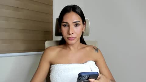 Paula online show from January 2025 11:33:01 AM