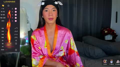 Snapshot of preciousjuliats chatting on October 2025 03:06:02 AM Julia Flores online show from October 2025 03:06:02 AM