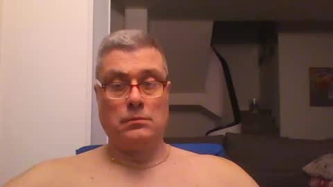 Snapshot of prendimisubito chatting on March 2026 12:41:02 AM prendimisubito online show from March 2026 12:41:02 AM