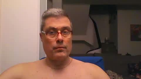 Snapshot of prendimisubito chatting on March 2026 09:15:01 PM prendimisubito online show from March 2026 09:15:01 PM