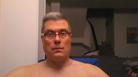 Snapshot of prendimisubito chatting on April 2026 12:08:02 AM prendimisubito online show from April 2026 12:08:02 AM