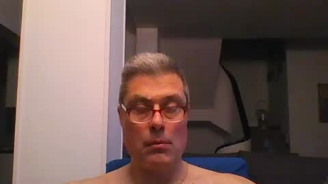 Snapshot of prendimisubito chatting on April 2026 09:20:01 PM prendimisubito online show from April 2026 09:20:01 PM