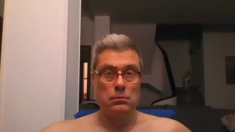 Snapshot of prendimisubito chatting on April 2026 10:21:02 PM prendimisubito online show from April 2026 10:21:02 PM