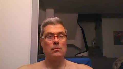 Snapshot of prendimisubito chatting on April 2026 09:39:01 PM prendimisubito online show from April 2026 09:39:01 PM