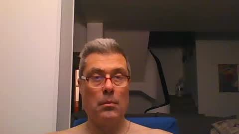 Snapshot of prendimisubito chatting on April 2026 03:52:01 AM prendimisubito online show from April 2026 03:52:01 AM