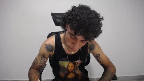 Plux online show from February 2025 05:03:02 AM