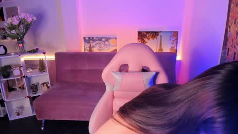 Camila  online show from April 2026 12:19:02 PM