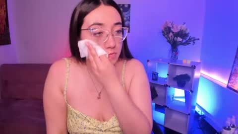 Snapshot of press_anykey chatting on June 2026 12:07:02 PM Camila online show from June 2026 12:07:02 PM