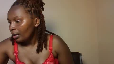 Essy online show from December 2025 04:45:02 PM