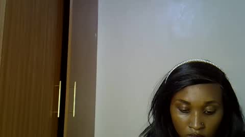Snapshot of prettiekelly chatting on March 2025 09:51:01 PM prettiekelly online show from March 2025 09:51:01 PM