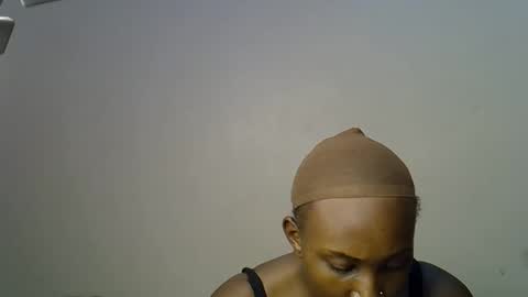 Snapshot of prettiekelly chatting on March 2025 04:55:01 PM prettiekelly online show from March 2025 04:55:01 PM