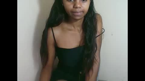 prettiethalia online show from October 2025 08:31:02 AM