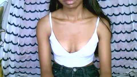 prettiethalia online show from January 2026 08:19:01 AM