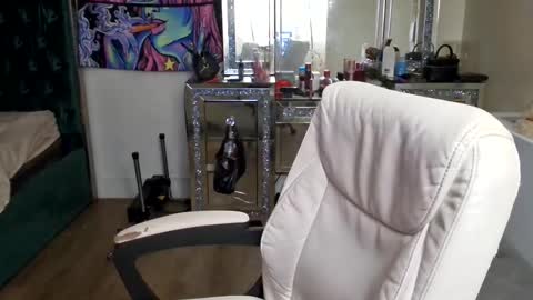 Yasmine pretty online show from January 2025 04:52:02 AM