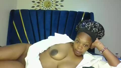 Pretty online show from February 2026 01:54:02 AM