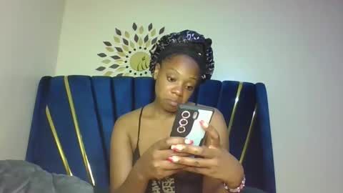 Pretty online show from February 2026 03:48:02 PM