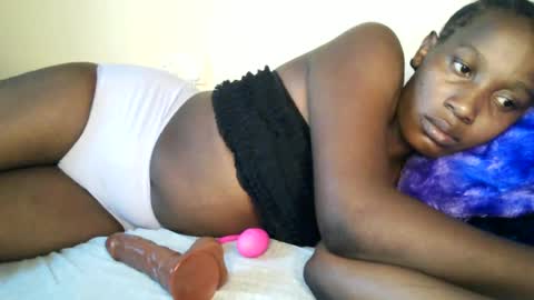 Snapshot of pretty_ass07 chatting on July 2026 04:14:02 AM pretty_ass07 online show from July 2026 04:14:02 AM