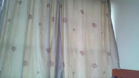 Snapshot of pretty_beib chatting on September 2025 09:33:02 AM Karol online show from September 2025 09:33:02 AM