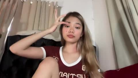 Snapshot of pretty_chikana chatting on April 2026 12:52:02 AM Chikana online show from April 2026 12:52:02 AM