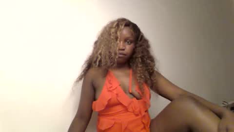 Snapshot of pretty_curvy99 chatting on March 2026 06:33:01 PM pretty_curvy99 online show from March 2026 06:33:01 PM