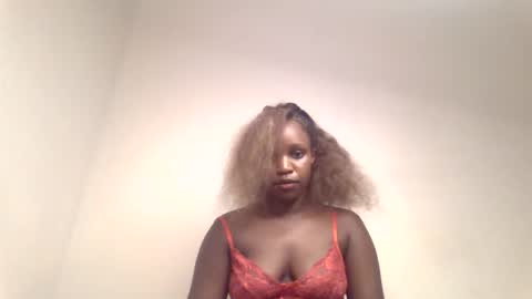 Snapshot of pretty_curvy99 chatting on May 2026 06:13:01 PM pretty_curvy99 online show from May 2026 06:13:01 PM