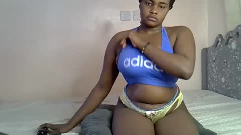 pretty_daina3 online show from October 2025 10:02:01 AM