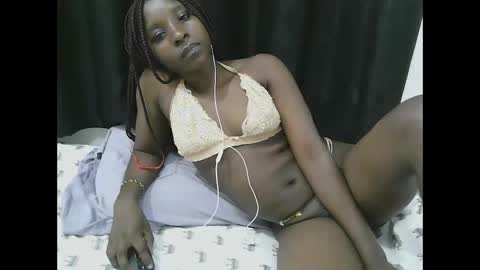 pretty online show from May 2026 11:56:01 PM